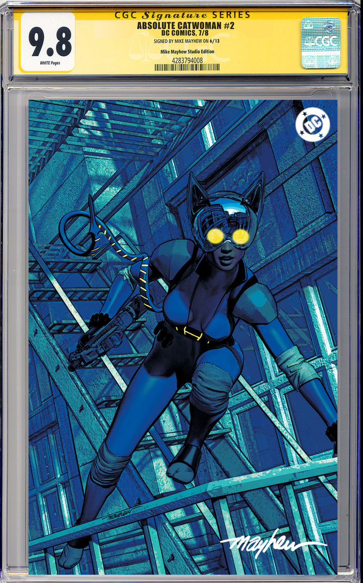 ABSOLUTE CATWOMAN #2 Mike Mayhew Studio Variant Cover B Virgin SIGNED CGC Yellow Label Guaranteed 9.8 Graded Slab