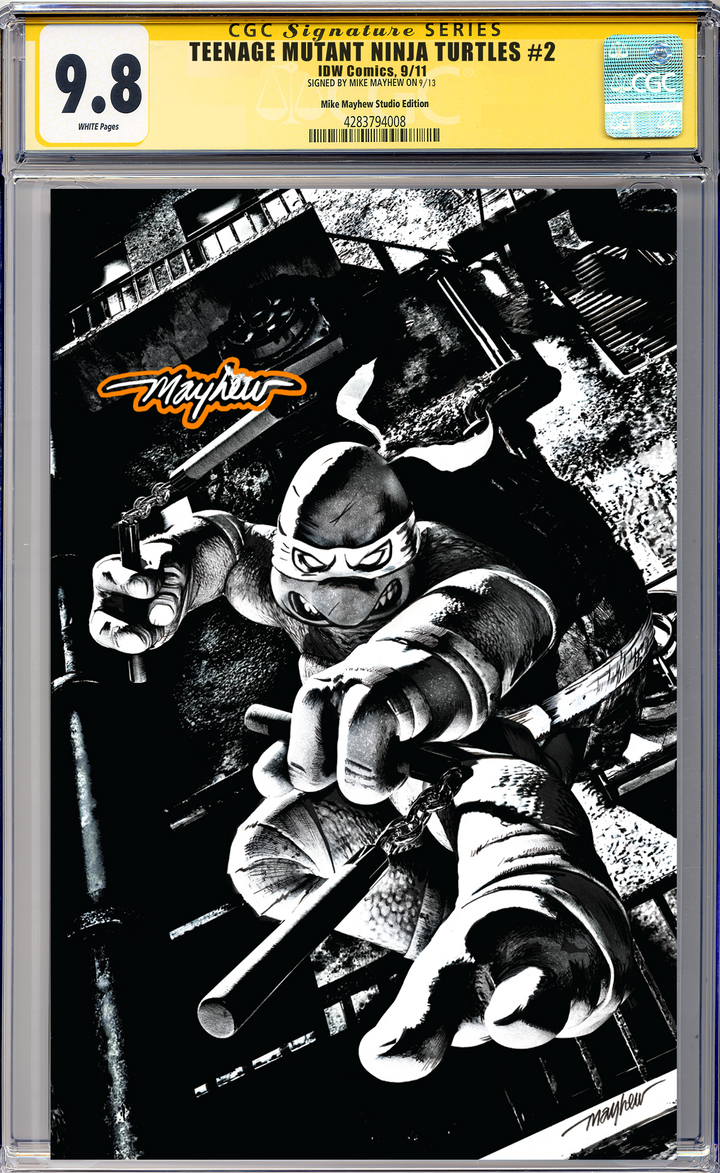 TEENAGE MUTANT NINJA TURTLES #2 Mike Mayhew Studio Variant Cover C B&W Variant Glow Sig CGC Yellow Label Guaranteed 9.8 Graded Slab