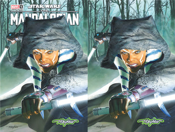 STAR WARS: THE MANDALORIAN SEASON 2 #5 Mike Mayhew Studio Variant Cover A Trade Dress and B Virgin Saber Glow Sig with COA
