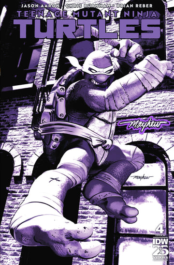 TEENAGE MUTANT NINJA TURTLES #4 Mike Mayhew Studio Variant Cover A Trade Dress Glow Signed with COA