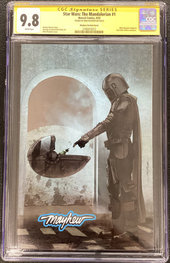 STAR WARS: THE MANDALORIAN #1 Mike Mayhew Studio Variant Cover C "Moonlight" New York Comic Con Exclusive Saber Glow CGC 9.8 Signature Series Slab